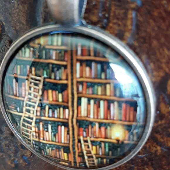 NWOT Library pendant with matching chain necklace - Picture 2 of 5